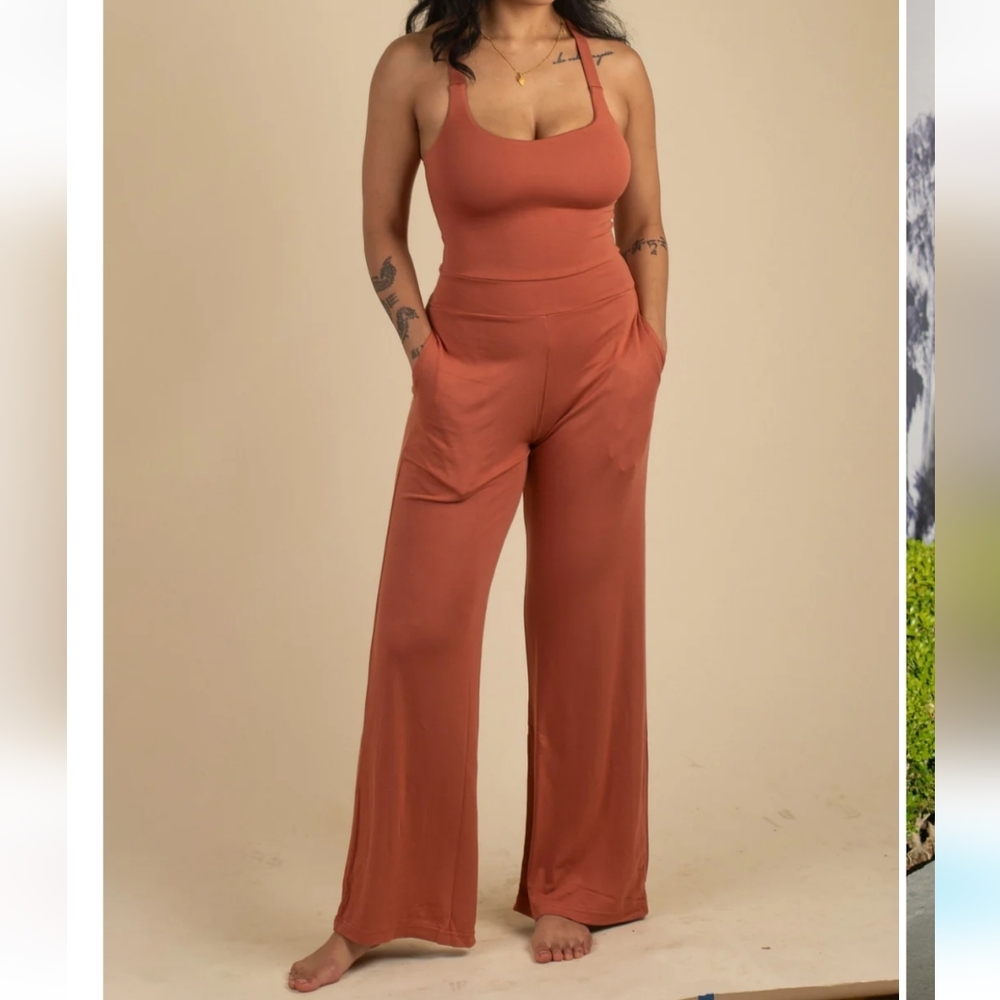 Aria Lattner Everyday Flare Jumpsuit Size Small